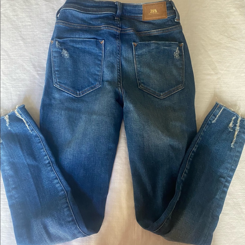 ZARA Skinny Jeans